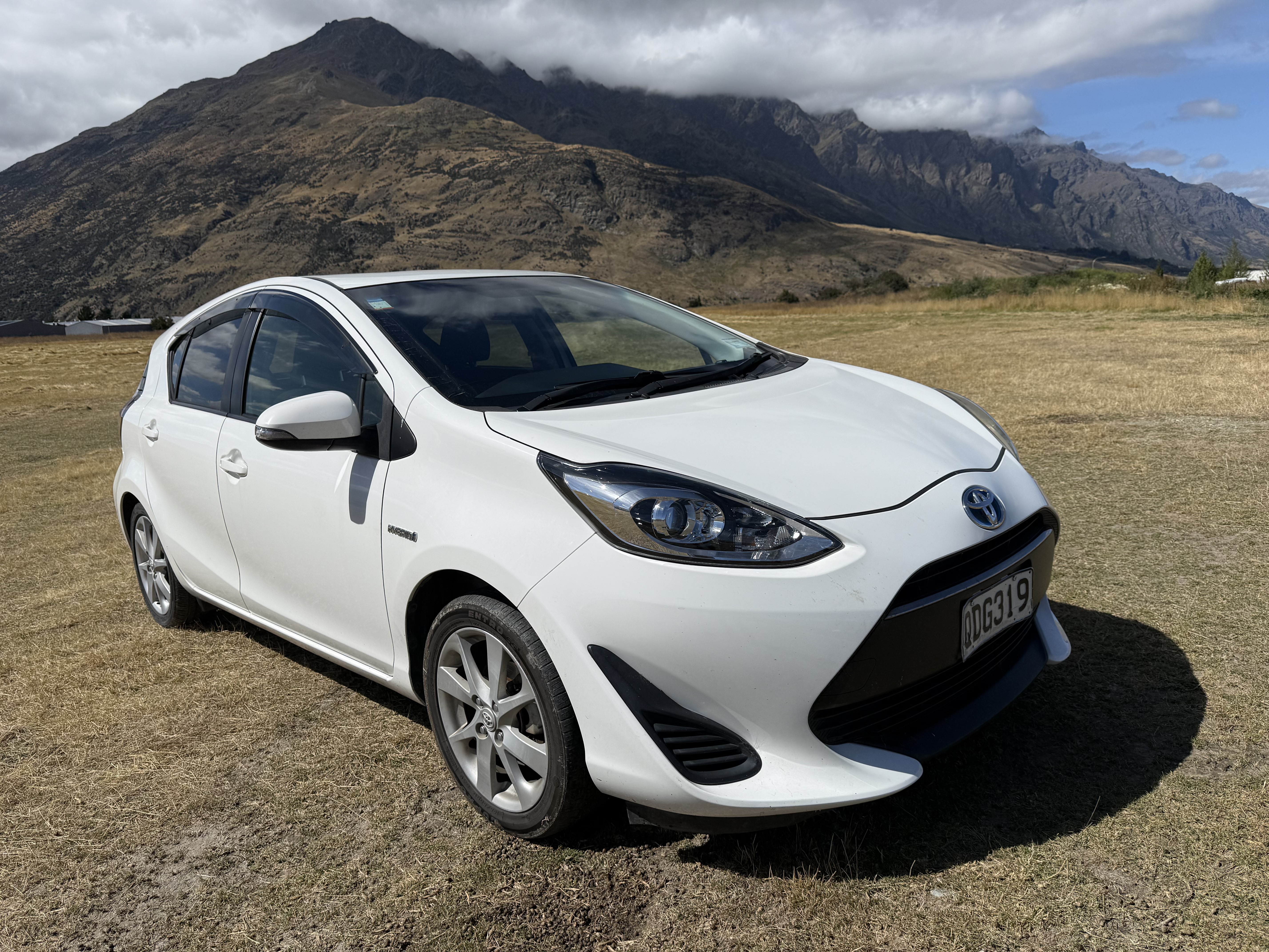 Toyota Aqua 2017 Hybrid